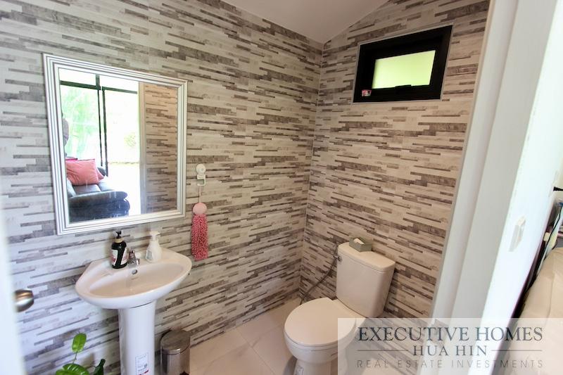 Sam Roi Yod pool villa for sale