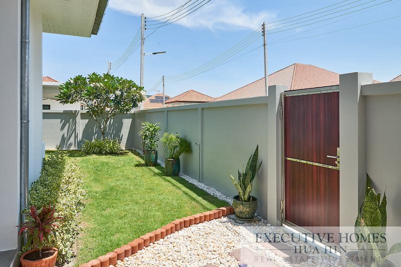 Modern 3 Bed Pool Villa for Sale Hua Hin | Mali Lotus Hua Hin property | Hua Hin real estate for sale