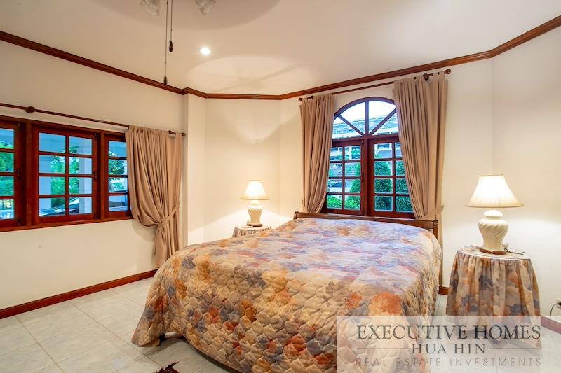Premium Pool Villa for Sale in Central Hua Hin13