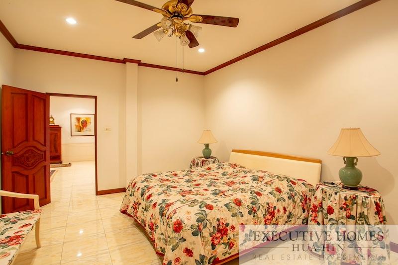 Premium Pool Villa for Sale in Central Hua Hin38