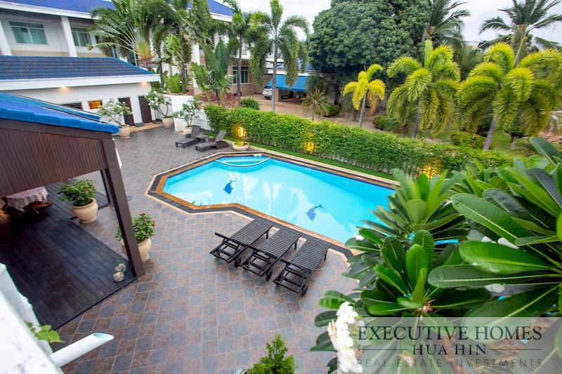 Premium Pool Villa for Sale in Central Hua Hin44