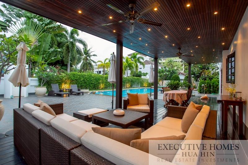 Premium Pool Villa for Sale in Central Hua Hin54