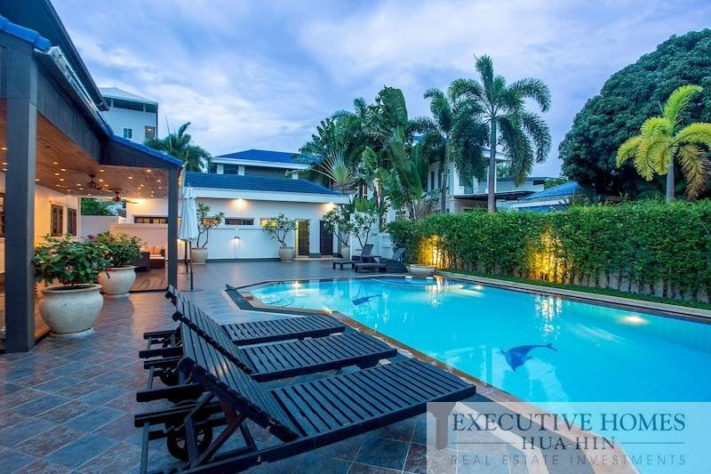 Premium Pool Villa for Sale in Central Hua Hin58