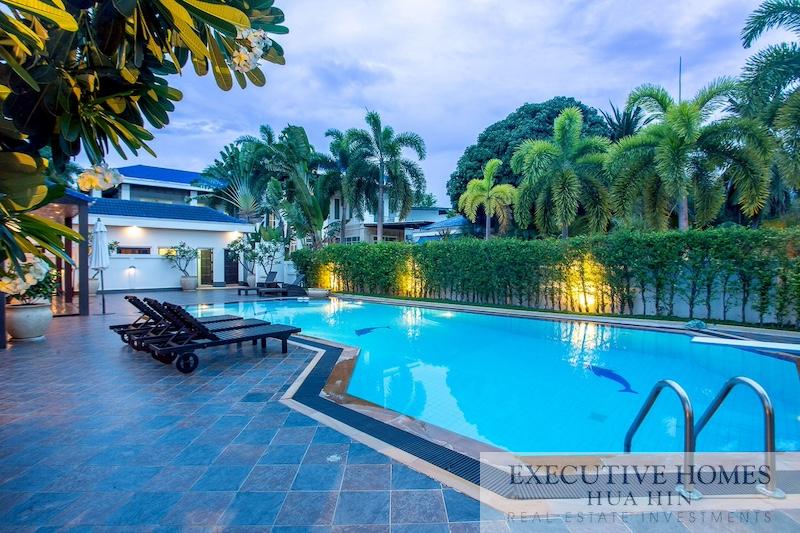 Premium Pool Villa for Sale in Central Hua Hin63