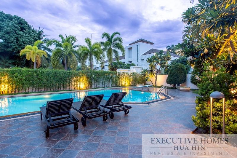 Premium Pool Villa for Sale in Central Hua Hin66