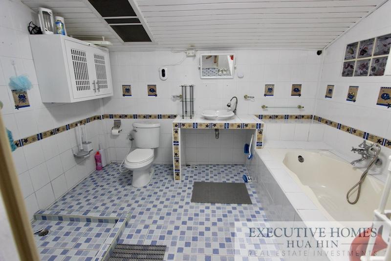 Prachuap Absolute Beach House for Sale