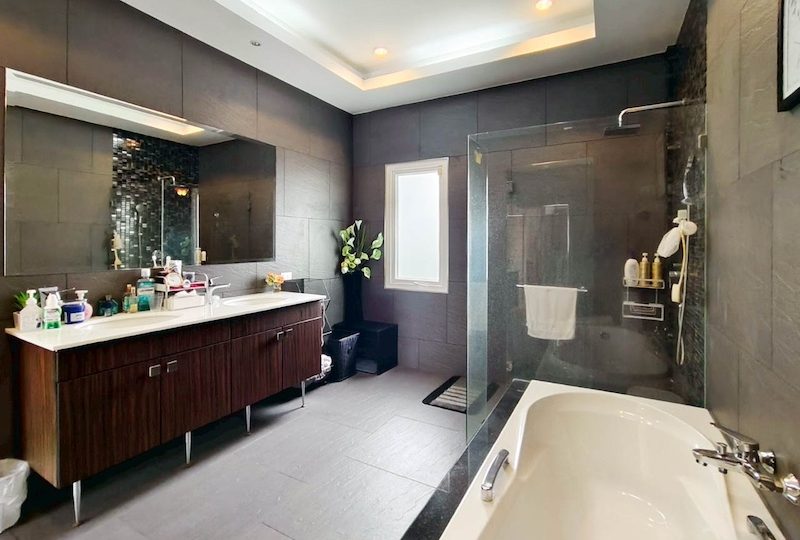 Hua Hin 3 Bed Pool Villa For Sale at The Views58